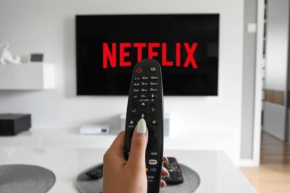 Netflix Streaming: LG Broadband HDTVs Bundle Netflix Streaming