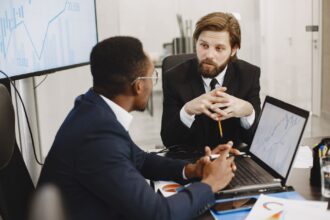 How Are Racehorses and Performance Management Implementers Similar?