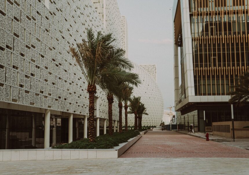 No Wait in Kuwait – But Some Weight