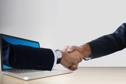 Enabling Social and Collaborative Business Intelligence: A culture of collaboration