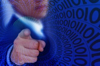 Communication and Collaboration in a Social Business World