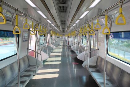 Bus commuting made tolerable with real-time data