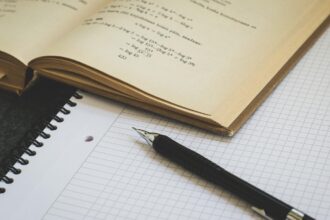 Picture Story: A Curriculum of Analytics
