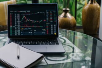 Can Big Data Analytics Solve “Too Big to Fail” Banking Complexity?