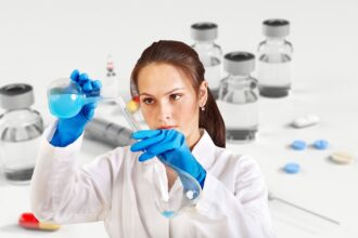 The Nature of Big Data and the Skills of Data Scientists
