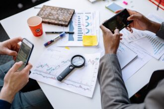 A Data Scientist Investigates the Belgian Municipal Elections