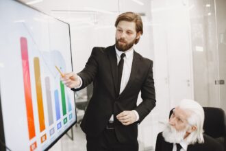 Tufte Shares Wisdom for Data Presenters