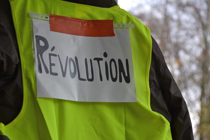 Retail Revolution: Should Businesses Invest in Wearables?